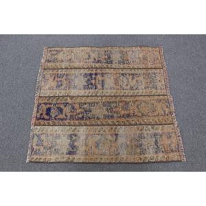 Tapis turc vintage, petit tapis de 2,8 x 2,8 pieds, tapis à bordure brune - Product Image 2