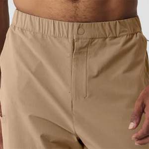 Joggers cónicos deportivos urbanos de fabricación personalizada OEM para hombres: elegantes y ajustados con bolsillos con cremallera - Product Image 3