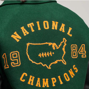 Chaqueta universitaria de béisbol Letterman de diseño personalizado para hombre con cuello levantado, parche personalizado de cuero negro a prueba de viento y transpirable - Product Image 6