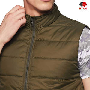 Chaleco Acolchado Impermeable Personalizado Ryan Pro Gear para Hombre con Tela de Lana Peinada, Transpirable y Antipilling, Opciones de Logotipo OEM - Product Image 3