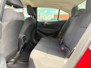 Sedán Compacto Ultra-Lujo Usado 2024, Transmisión Automática, Eficiente en Combustible, 4 Puertas, 7 Asientos, Techo Panorámico, Alta Calidad - Product Image 3