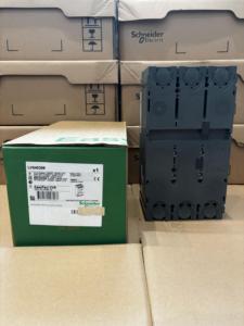 Schneider Easypact MCCB 3P CVS 400F TMD400D Disyuntores de caja moldeada 36 kA LV540306 3Pole CVS400F Bajo voltaje - Product Image 5