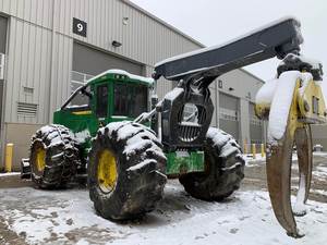 Prix bon marché de haute qualité sur débardeur de matériaux XC360 240HP comme équipement forestier avec grappin et outils - Product Image 5