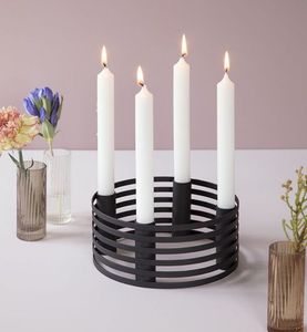 Candelabros de metal artísticos modernos con diseños geométricos para decoraciones navideñas en cualquier habitación - Product Image 5