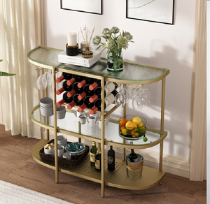 Chariot à bar en or de qualité supérieure avec étagères en verre. Élégant. Porte-bouteilles en métal et disponible au prix de gros. - Product Image 1