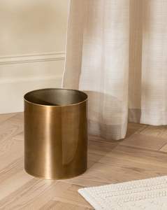 Premium Metal Waste <b>Bin</b> With Polished Finish Designed For Restaurants Cafes Banquet Venues And Family Homes - Product Image 3
