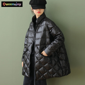 Qnjoy Puchiburn Giacca Invernale Casual Oversize in Lana Trapuntata a Rombi, Mezza Imbottitura, Collo Alto, Design Asimmetrico - Product Image 6