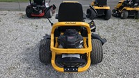 Tondeuse à gazon Cub Cadet ULTIMA ZT3 60, 213 heures d'utilisation enregistrées, moteur diesel 24 CV, plateau de coupe de 60 pouces, excellente durabilité et moteur puissant