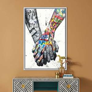 Peinture graffiti de couple tenant la main - Art mural imprimé sur toile, encadré blanc - Product Image 1