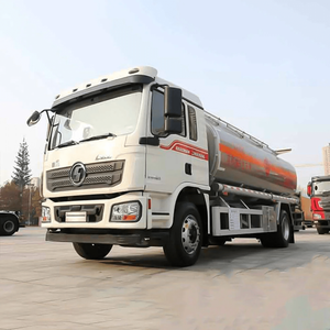 Camion-citerne diesel Shacman 4x4 LHD, état neuf, transmission 6x4, prix départ usine - Product Image 2