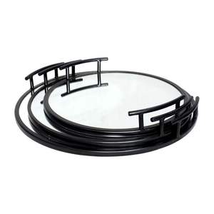 Elegante bandeja de espejo con acabado negro con intrincados detalles de metal para regalos premium y uso de exhibición - Product Image 1