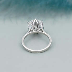 Anillo Solitario con Diamante Cultivado en Laboratorio, Corte Brillante Redondo con 6 Puntas, Elegantes Anillos de Diamantes - Product Image 4