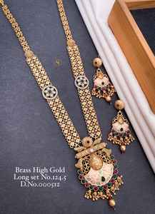 Conjunto largo chapado en oro de diseñador para mujer - Product Image 5