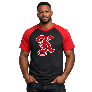 T-shirt à manches raglan en chenille noire brodée Kappa Alpha Psi, style Old English K, fraternité grecque Nupe 1911, coton premium - Product Image 1