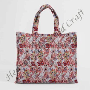Para La Playa Bloque de mano Estampado Oversize Reutilizable Hombro Algodón Acolchado Cuadrado Compras Acolchado Bolso de mano con dos asas - Product Image 5