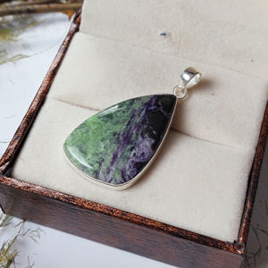 Piedra Preciosa de Kammerita con Forma Elegante, Plata de Ley 925, Colgante Clásico Unisex, Precio al por Mayor, Joyería con Engaste de Bisel, Piedra Preciosa de Moda - Product Image 4