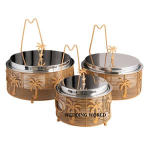 Juego de Tres Calentadores de Comida Metálicos, Forma Redonda, Diseño de Cacerola Clásica, Elegante y Decorativa - Product Image 6