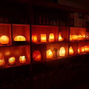 Home Decoration Customizable Solid Wood Base Himalayan Pink Salt Lamp Natural Night <b>Lights</b> for Sale Dimmable Touch <b>Switch</b> - Product Image 2