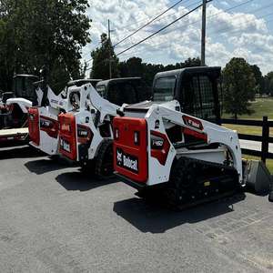 Chargeuse compacte Bobcat S530 d'occasion, machine de construction compacte, haute performance, équipement fiable et durable, prix avantageux - Product Image 3