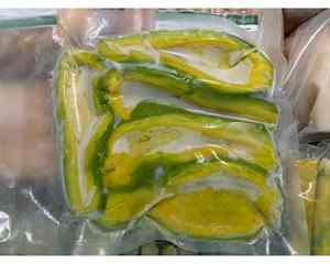 Aguacate congelado cosechado en Vietnam, tecnología IQF, alto grado, suministro a granel disponible para comercio internacional de exportación - Product Image 2