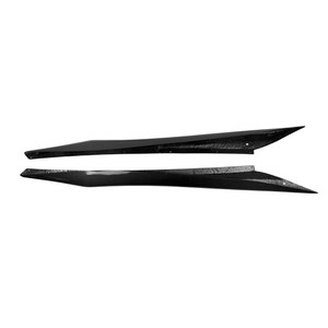 Extensiones de faldones laterales de fibra de carbono ligeras estilo ZR1 para Corvette C8 Stingray 2020 en adelante - Product Image 3