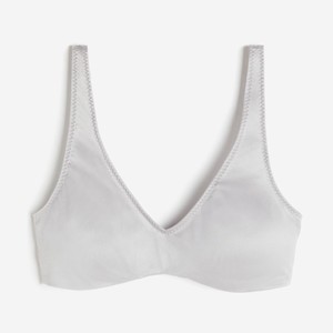 Hot White Cross-Back <b>Women</b> Yoga Bra With Sexy Hollow Fitness Sports <b>Underwear</b> 2021Spot new <b>seamless</b> knitted bra sexy hips - Product Image 4