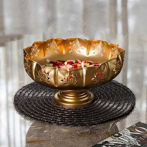 Diferentes diseños de antigüedades, venta de pedestal de latón, centro de mesa, tasa razonable, cuencos de metal para Festival Urli para el hogar - Product Image 5