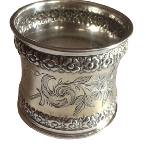 Handmade European and American Style Metal <b>Silver</b> Round Shape Embossed Designer <b>Napkin</b> Ring for Dinner Table Decoration - Product Image 5