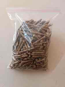 Briquetas de Madera de 8 mm de Alta Eficiencia, Bajo Contenido de Ceniza, Combustión Limpia, para Estufas Residenciales e Industriales, Hechas en Vietnam con Palés Reciclados, 6% - Product Image 2