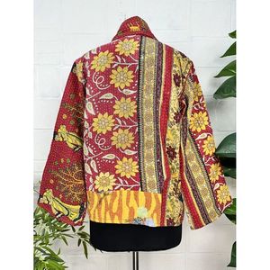 Chaqueta Vintage Kantha con Costuras Dori, Diseño Único Hecho a Mano, Estilo Boho Chic, Reversible, Corta, con Decoración de Patchwork para Primavera - Product Image 3