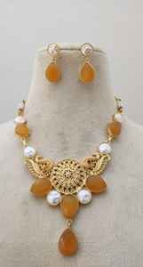 Stylish Premium Antique Golden Handmade <b>Mother</b> <b>of</b> <b>Pearl</b> Design Necklace Set Heavy Brass Made Customized Design - Product Image 2