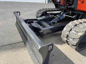 Miniexcavadora Kubota KX040-5 2026: Potencia Compacta con Sistema Hidráulico Avanzado - Product Image 6