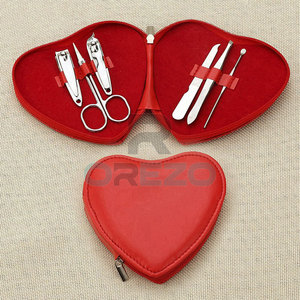 Kits de pédicure fiables pour le soin des pieds avec outils en acier inoxydable, certifiés CE, design luxueux - Emballage en boîte facile à transporter - Product Image 2