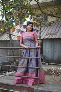 Chanderi Tissu Entièrement Flair Anarkali Robe Rose Traditionnelle Fête Porter avec Long Designer Weave Dupatta - Product Image 2