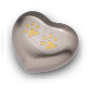 Urnes en forme de cœur en forme de patte d'étain Fournisseur en gros d'urnes de crémation en forme de cœur en laiton - Product Image 2