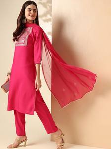 Mujeres étnico sólido Floral bordado yugo diseño lentejuelas recto Kurta con pantalones y Dupatta indio Pakistán Salwar kameez - Product Image 4