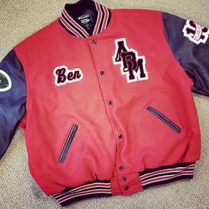 Veste bomber en coton d'hiver décontractée grande taille en gros, logo brodé sur le devant, patch tricoté, imperméable, à capuche - Product Image 5