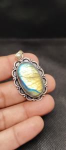 Pendentif en laiton labradorite naturelle, bijoux en pierres précieuses faits à la main - Product Image 6