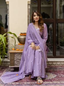 Ensemble Salwar Sharara en soie brodée pour femmes Trendmalls avec dupatta (G313-Violet clair) pour mariage - Product Image 6