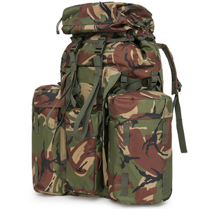 Sistema PLCE de tamaño completo de 120 litros - Bolsillos con cremallera DPM, correas de compresión laterales, correas de hombro acolchadas, camuflaje personalizado - Product Image 1