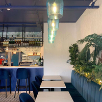 Armoires de cuisine ouvertes minimalistes personnalisées comptoir de bar bleu comptoir de restaurant en pierre à surface solide Tables de bar