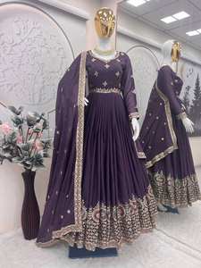 Ensemble de costume Anarkali brodé violet de luxe Unity Luxure avec dupatta, tissu en mélange de soie douce, vêtements ethniques de luxe pour femmes - Product Image 6