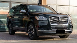 Lincoln Navigator Présidentiel 2024 Neuf/Occasion Spécifications GCC Sièges en Cuir Automatiques Toit Ouvrant Panoramique Phares LED à Vendre - Product Image 5