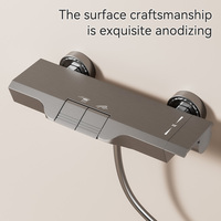 Kit de douche moderne simple avec mitigeurs de douche chaude et froide et douchette à main 3/4 NPT pour salle de bain d'appartement