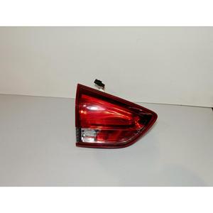 LUZ DE FRENO TRASERA IZQUIERDA INTEGRADA EN LA PUERTA RENAULT Clio Grandtour K9K 608, K9K 628, K9K 629, K9K 638 (13>) - Product Image 2