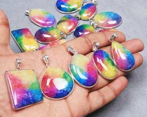 Collier pendentif en cristal de Quartz arc-en-ciel pour femme plaqué or superposition en argent pendentif en pierre précieuse de guérison - Product Image 3