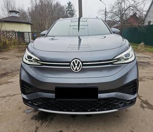 SUV 2022 V l D 4 X AWD con Batería de Litio, Neumáticos R18, Asientos de Cuero, Motor de Doble Tracción, Techo Panorámico, Portaequipajes de Aleación de Aluminio - Product Image 1