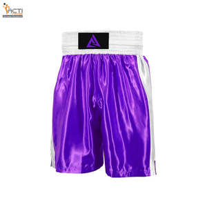 Short de boxe avec panneaux en maille à séchage rapide offrant ventilation et confort pour la pratique quotidienne - Product Image 2