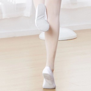 Vente chaude chaussures de gymnastique de danse nouveau Design en cuir souple professionnel de haute qualité toutes tailles chaussures de gymnastique - Product Image 3