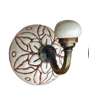 Crochets de manteau de mur de tuile gravée en céramique blanche antique et cintre de porte-clés produit en laiton de vente chaude dans la catégorie Crochets et Rails - Product Image 1